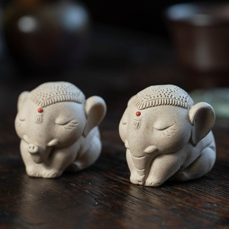 Unique Table Accessories - 1 szt. Fioletowa Figurka Słonia z